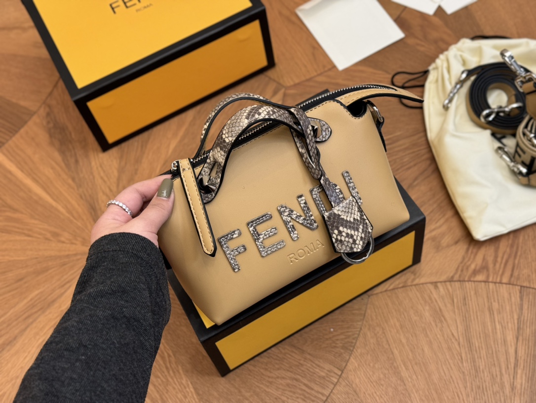 F-I Bytheway Boston bag