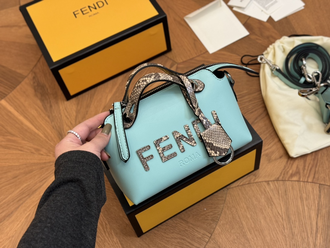 F-I Bytheway Boston bag