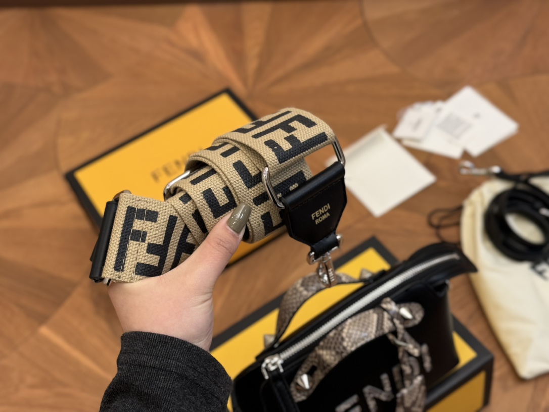 F-I Bytheway Boston bag