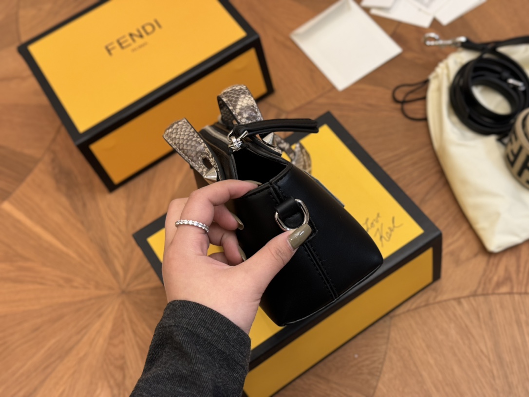 F-I Bytheway Boston bag