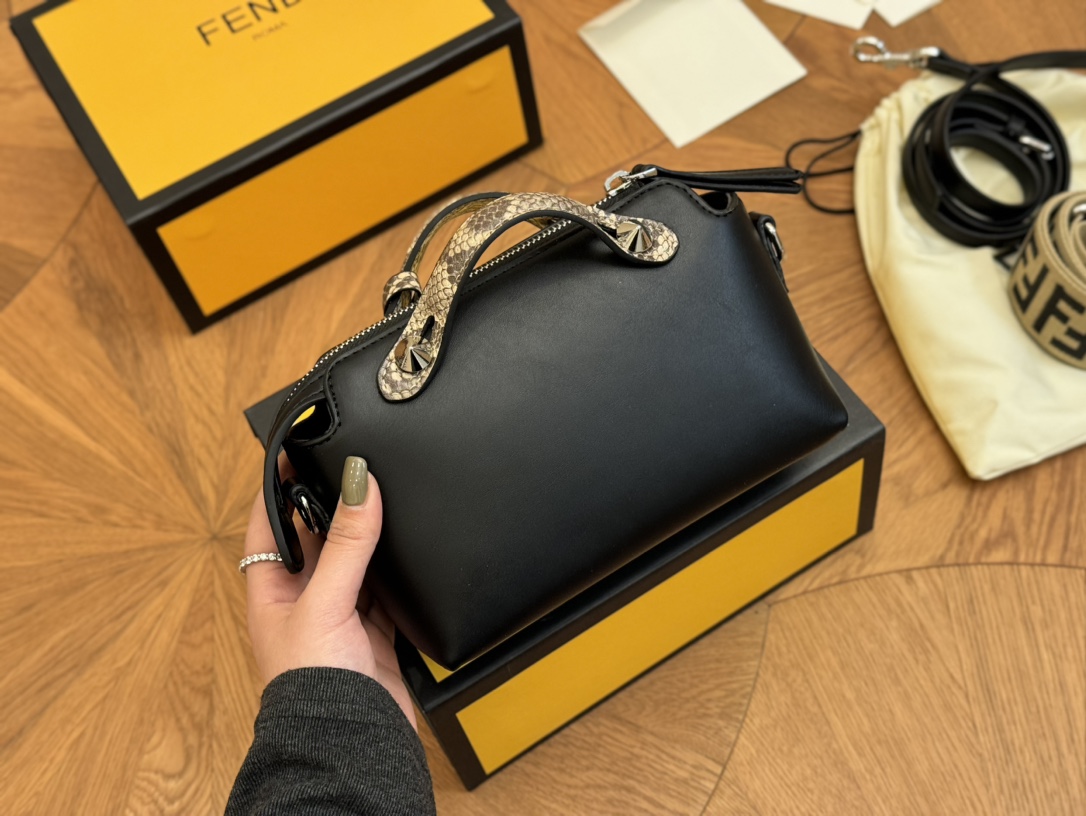 F-I Bytheway Boston bag