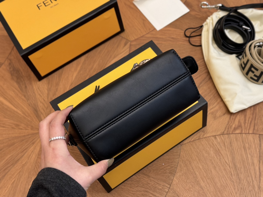 F-I Bytheway Boston bag