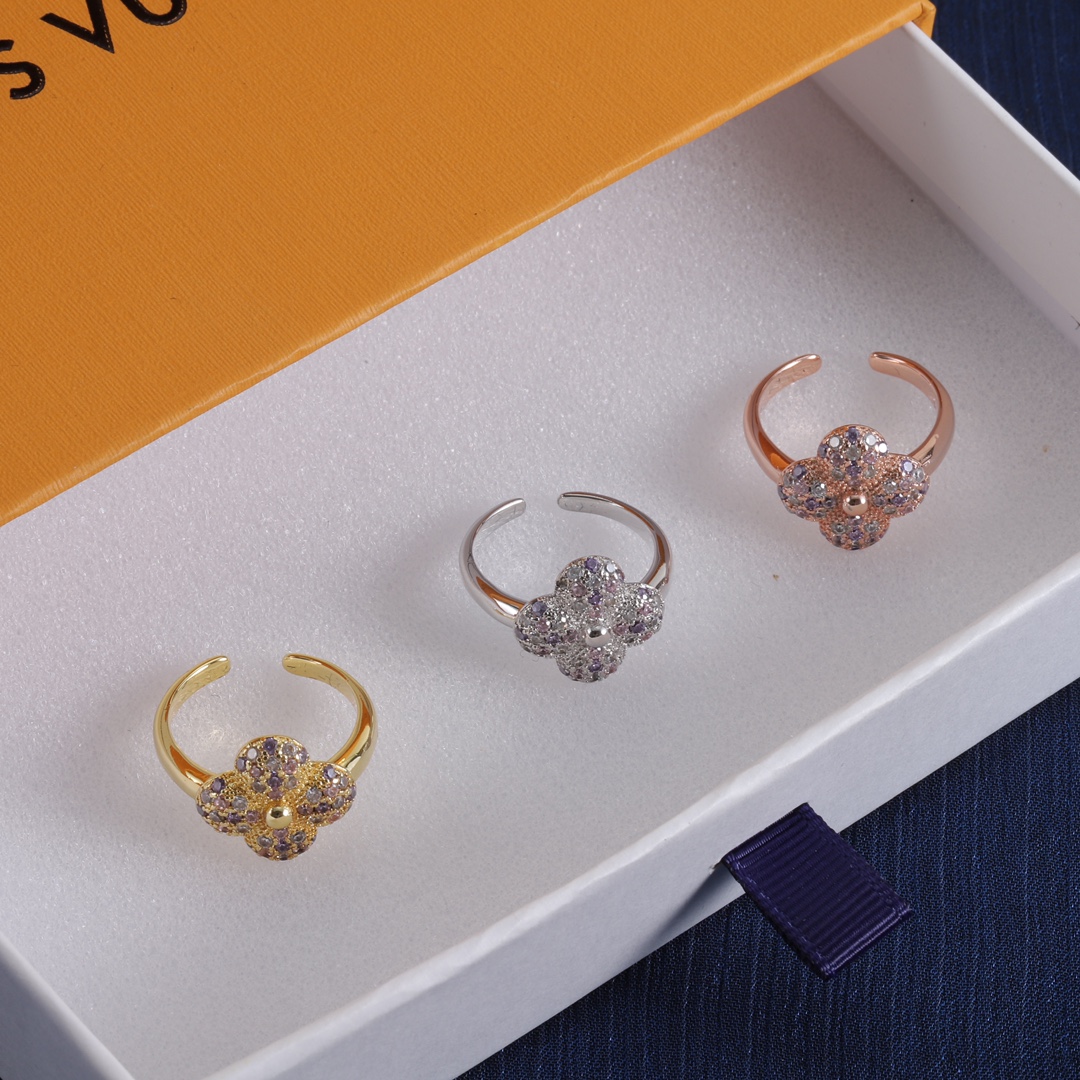 L-V ring