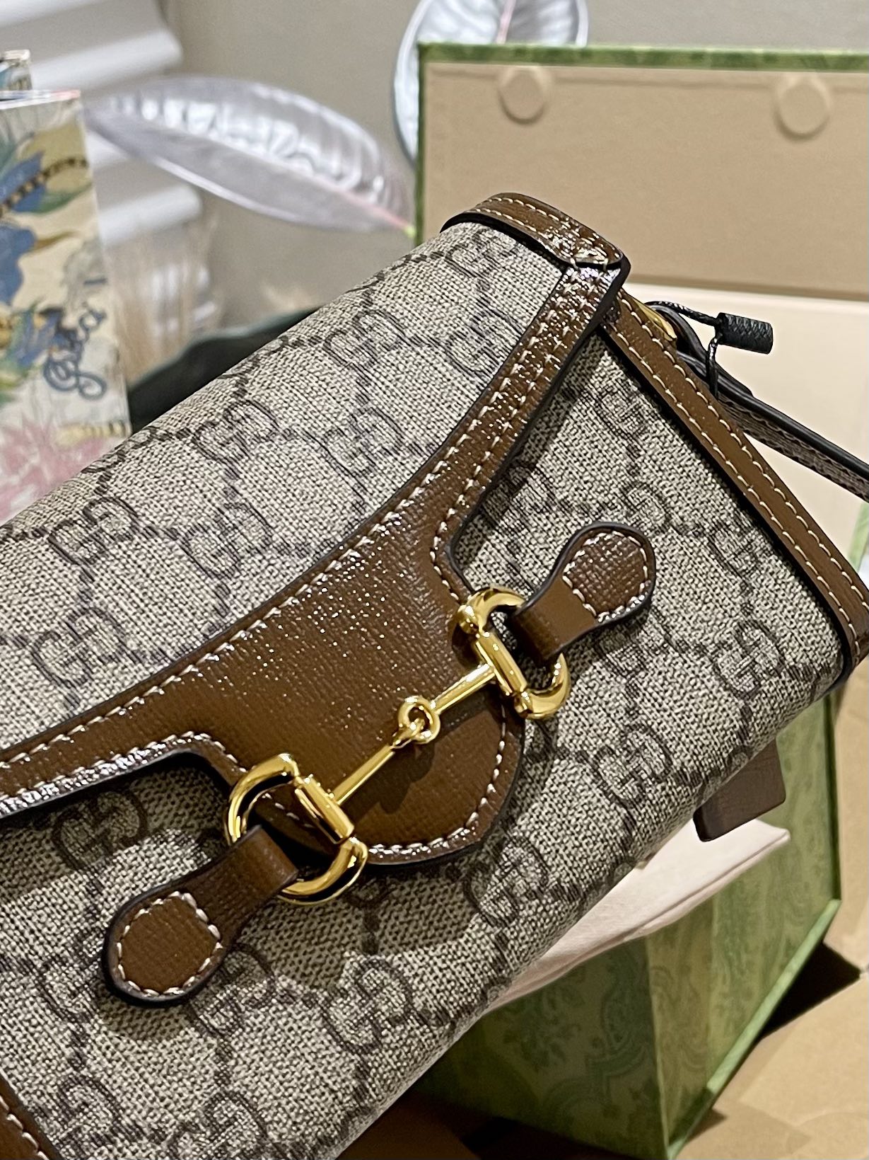 G-G New mobile phone bags and boxes suitable for men and women couples.