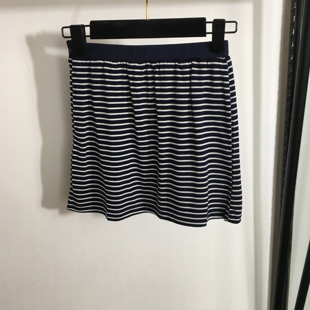 P-A Triangular striped long sleeve T-shirt+short overskirt