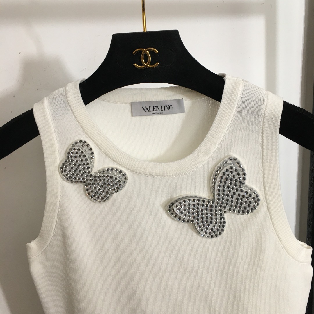 V-NO New rhinestone three-dimensional butterfly decorative slim Joker knit vest
