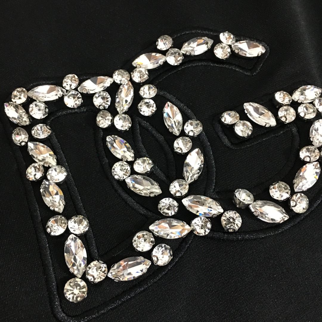 D-G New diamond-encrusted letter round neck knitted vest