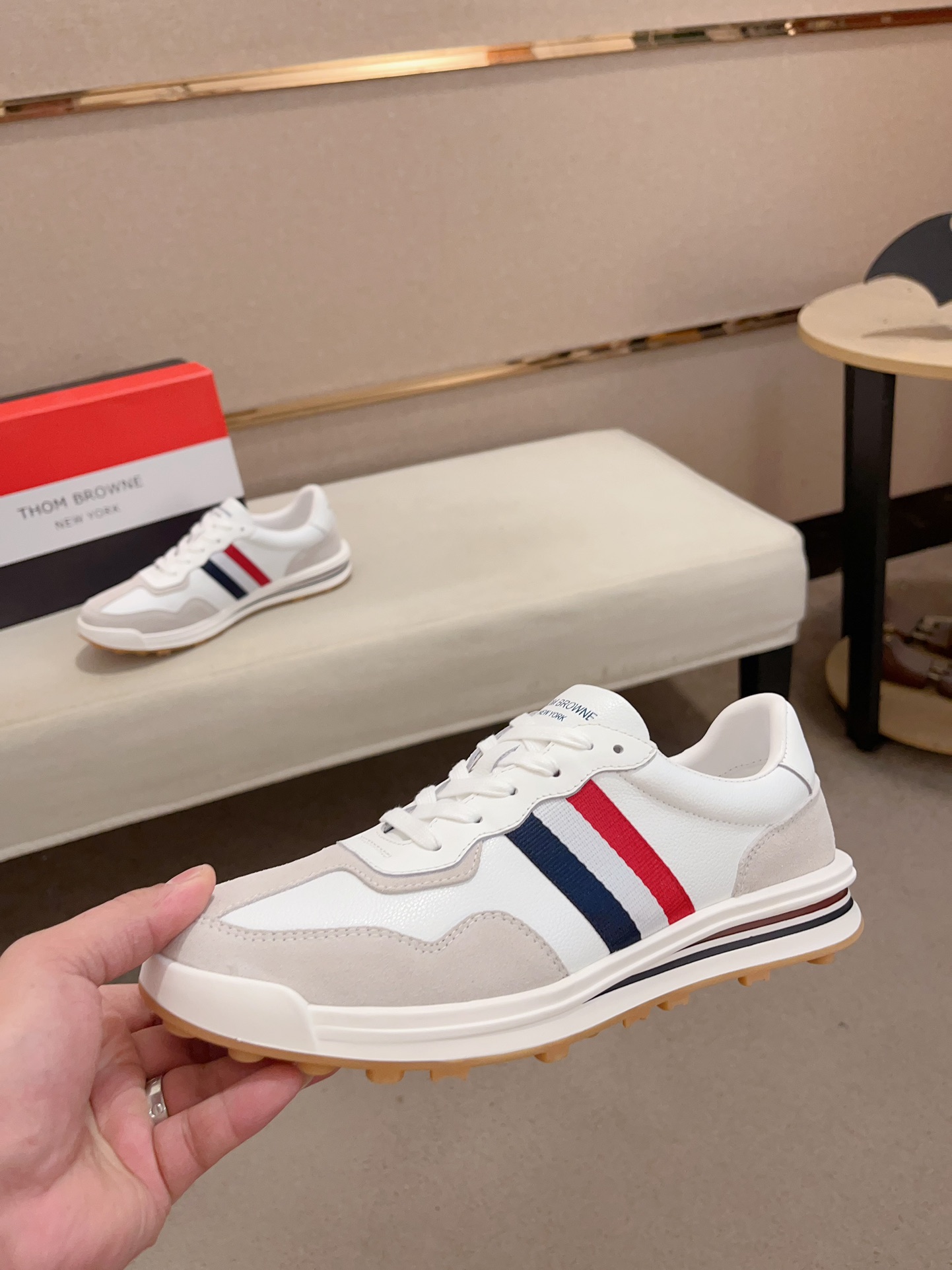 THOM BROWNE thom browne (New York) Tom exploded again.