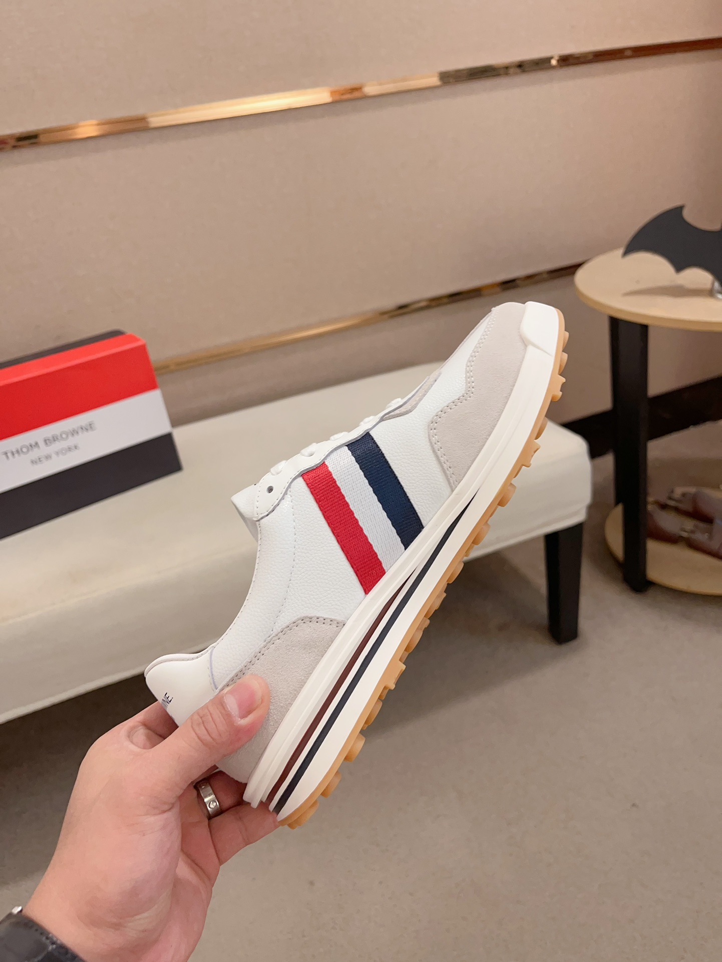 THOM BROWNE thom browne (New York) Tom exploded again.