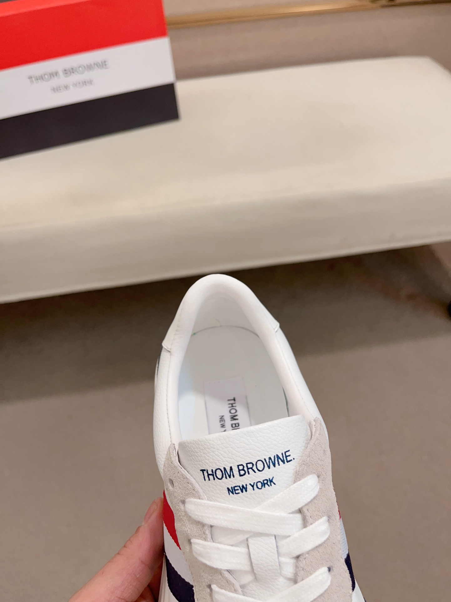 THOM BROWNE thom browne (New York) Tom exploded again.