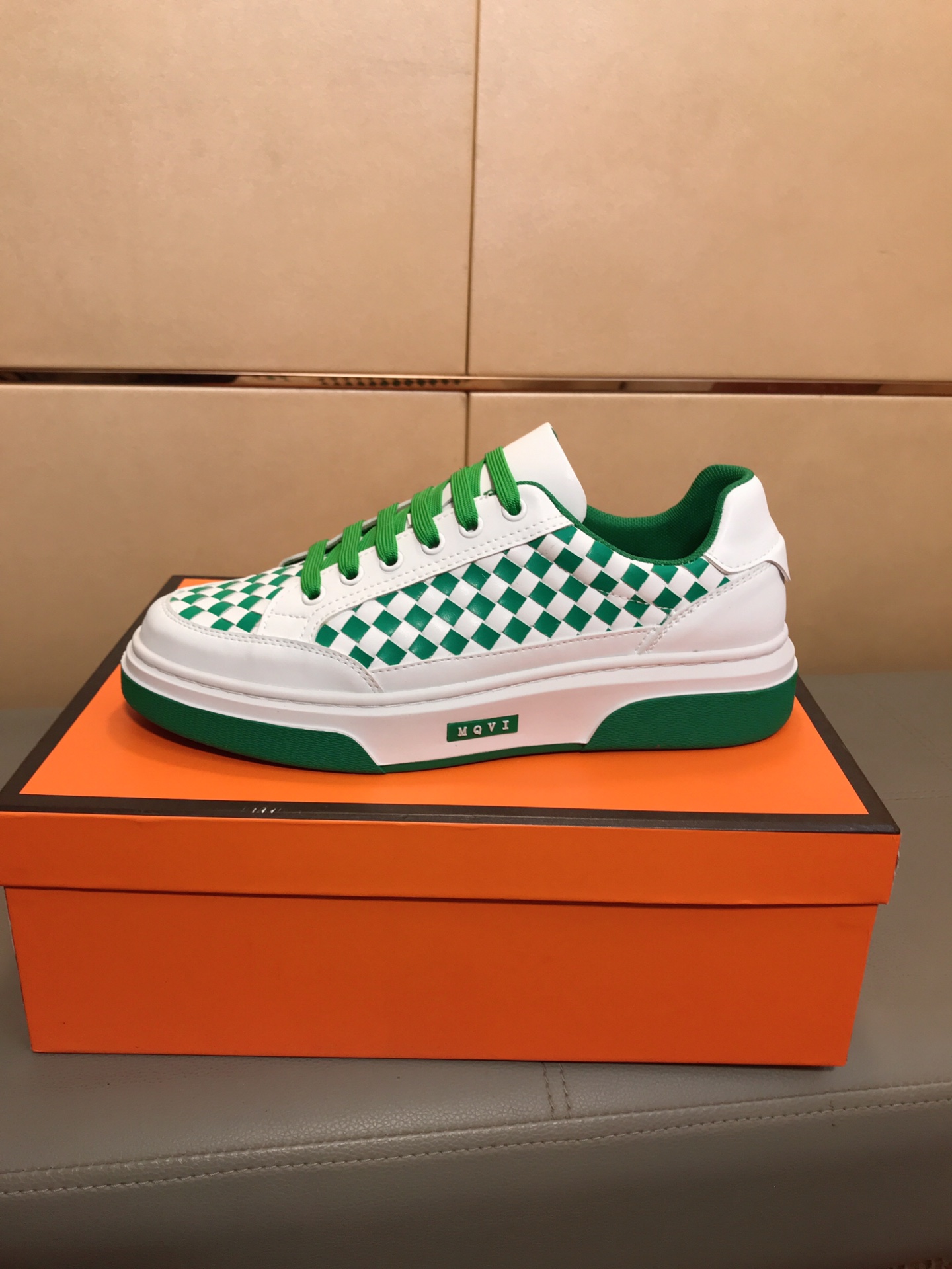 L-V New men's sports casual shoes [proud] explosions