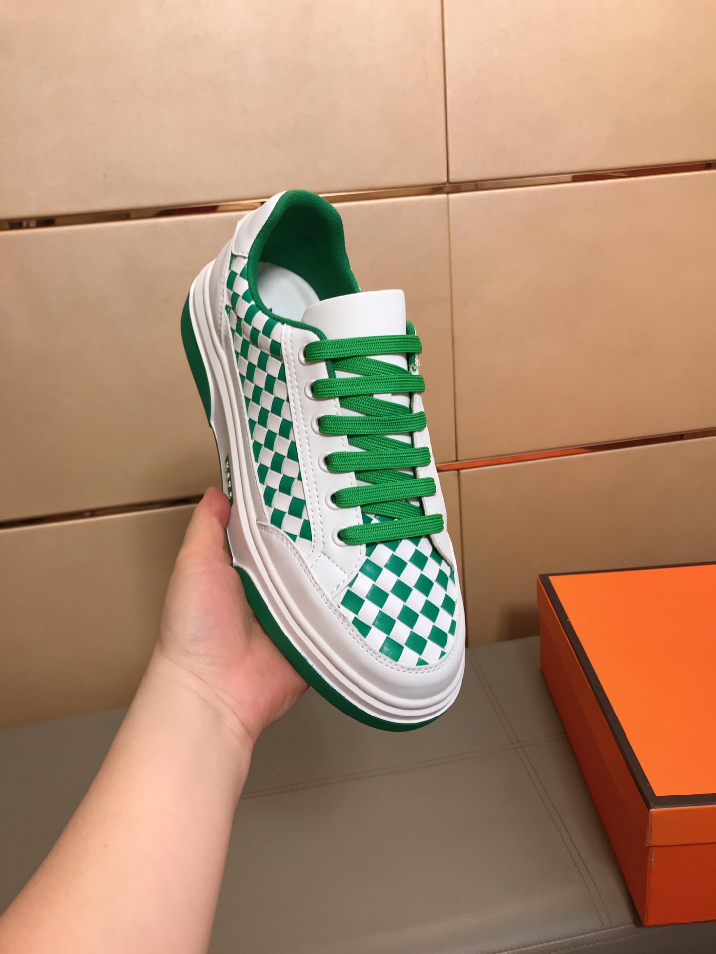 L-V New men's sports casual shoes [proud] explosions