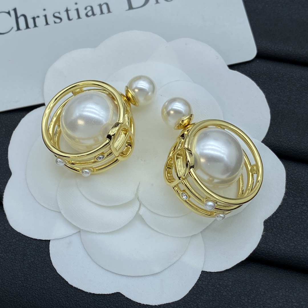 D-R New earrings