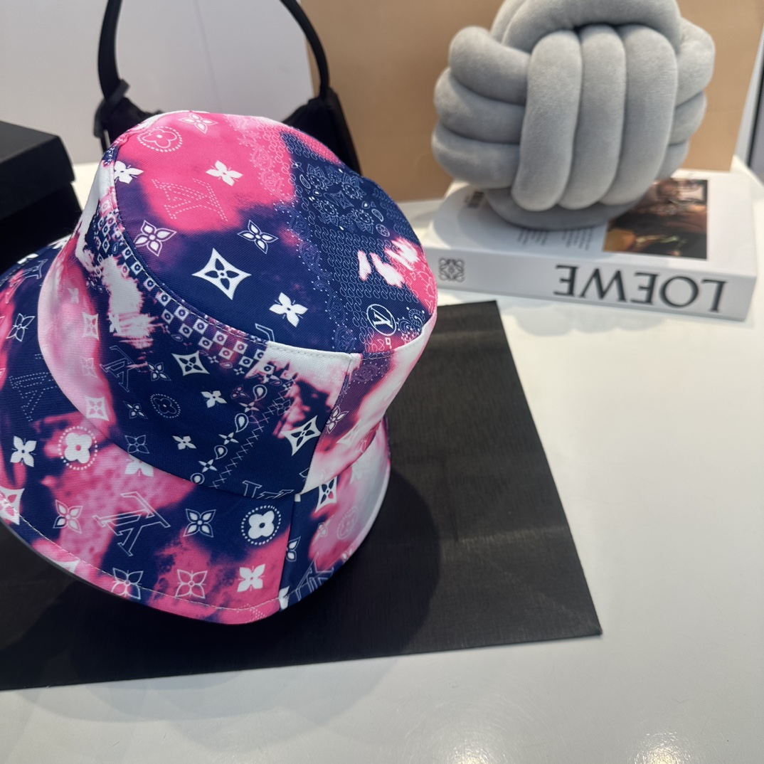 L-V Baseball cap heavy industry to create a high-end atmosphere versatile.