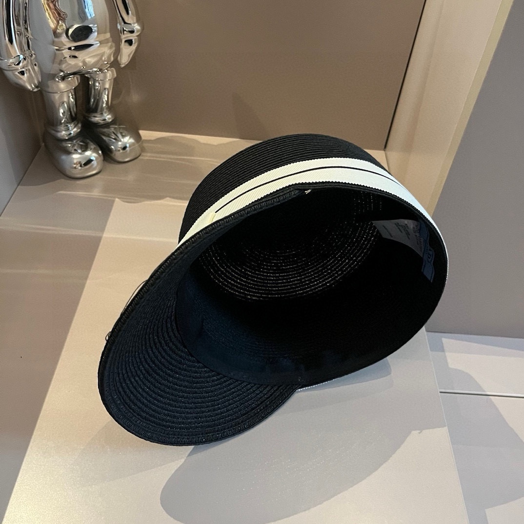P-A New straw hat, sunshade cap, head circumference 57cm.