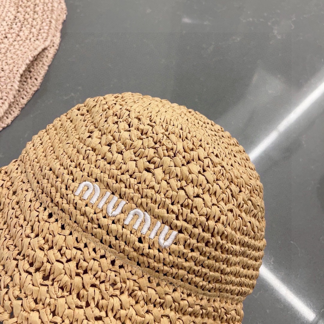 MIU 2023 new Lafite straw hat, hand-crocheted fisherman's hat, foldable.