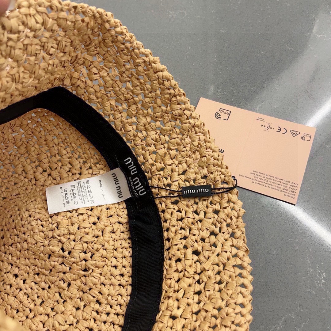 MIU 2023 new Lafite straw hat, hand-crocheted fisherman's hat, foldable.