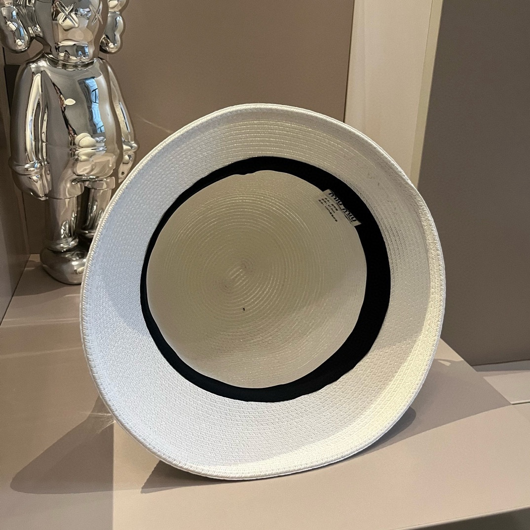 MIU 2024 new straw hat, ladies wind straw hat, head circumference 57cm.