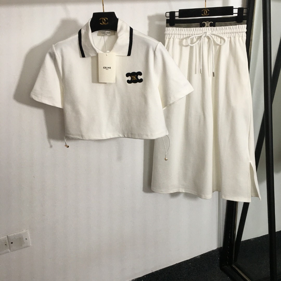 C-E New suit, metal logo badge Polo collar short sleeve short T-shirt jacket+letter waist fake two pieces in overskirt.