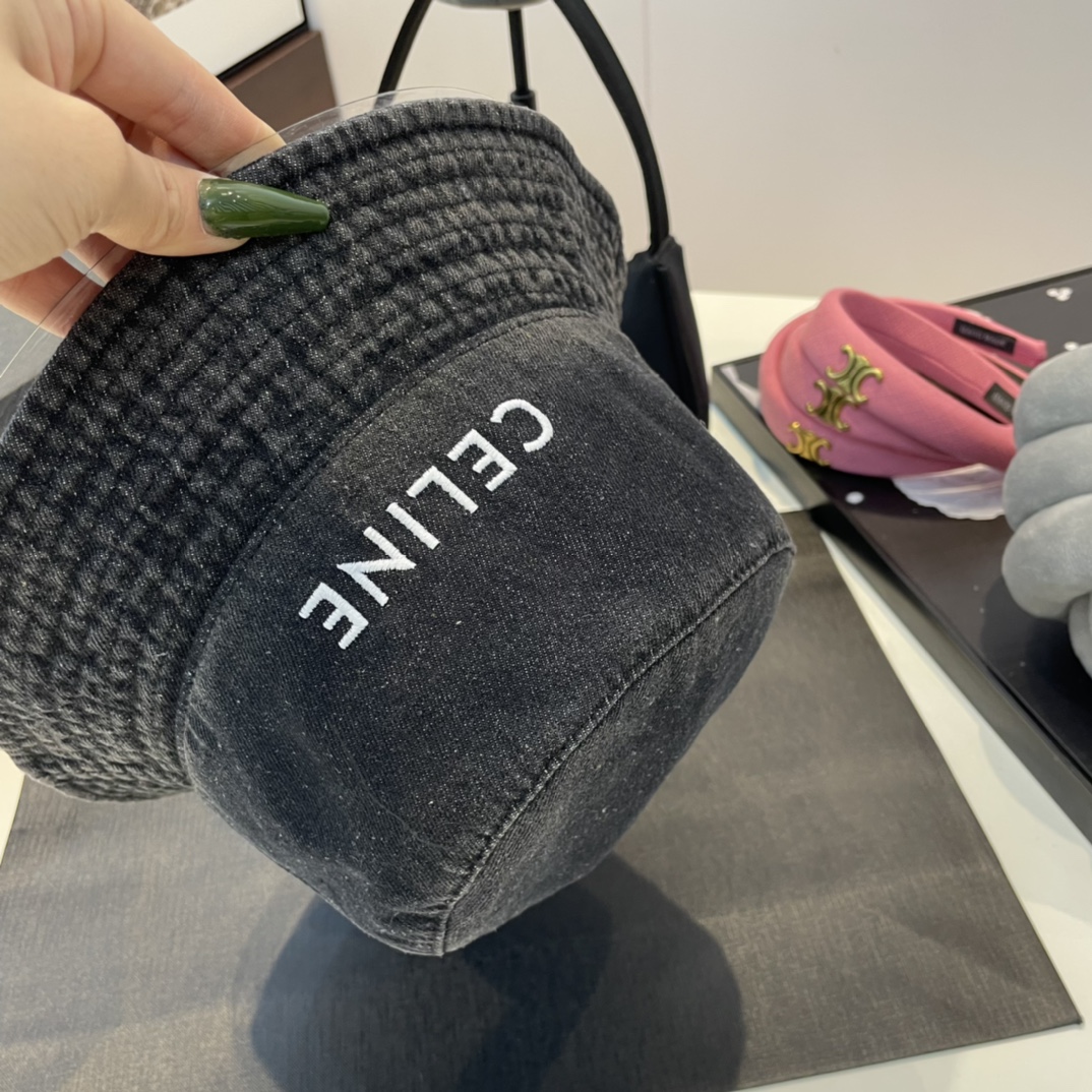 C-E The latest wash jeans fisherman