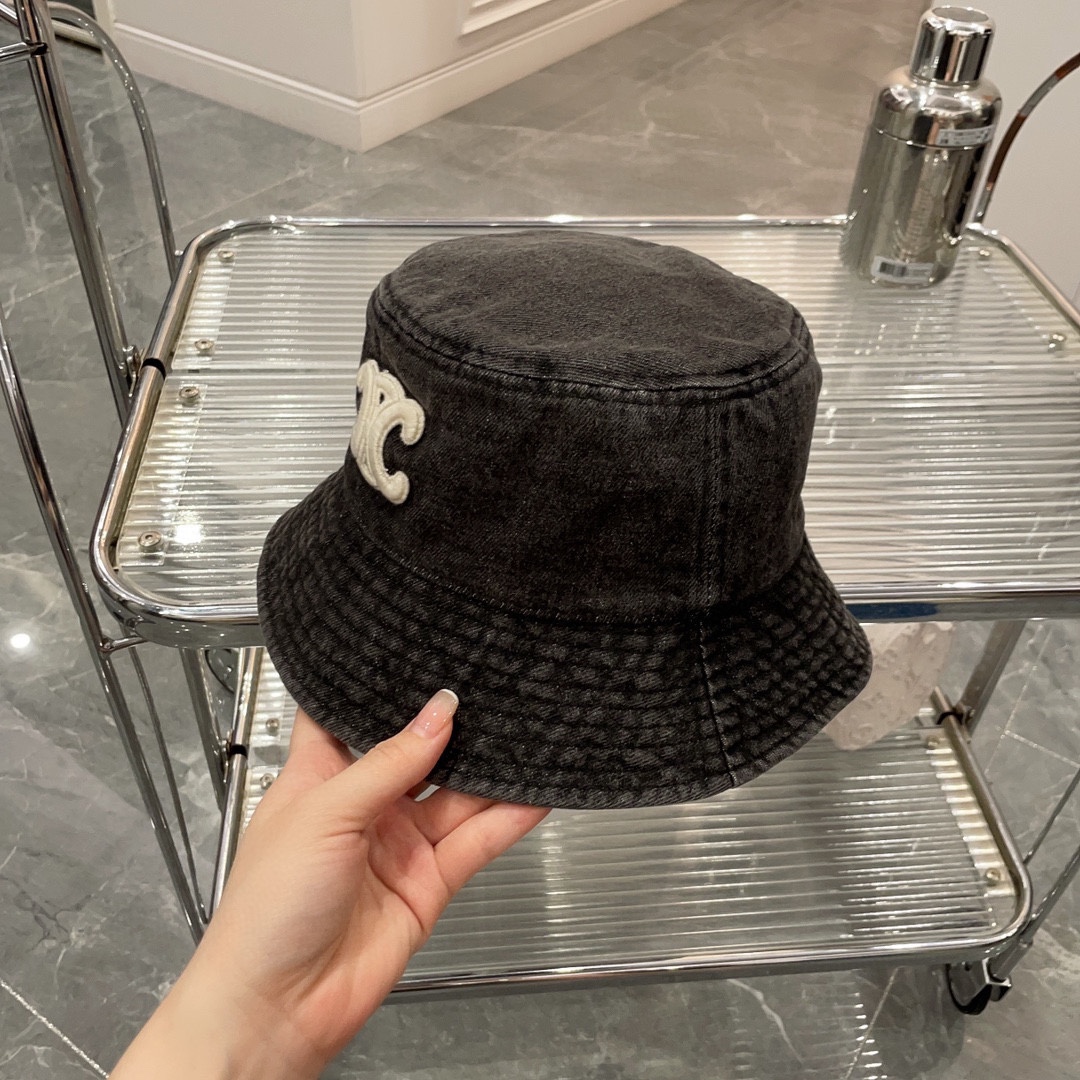 C-E Arc de Triomphe embroidered fisherman's hat