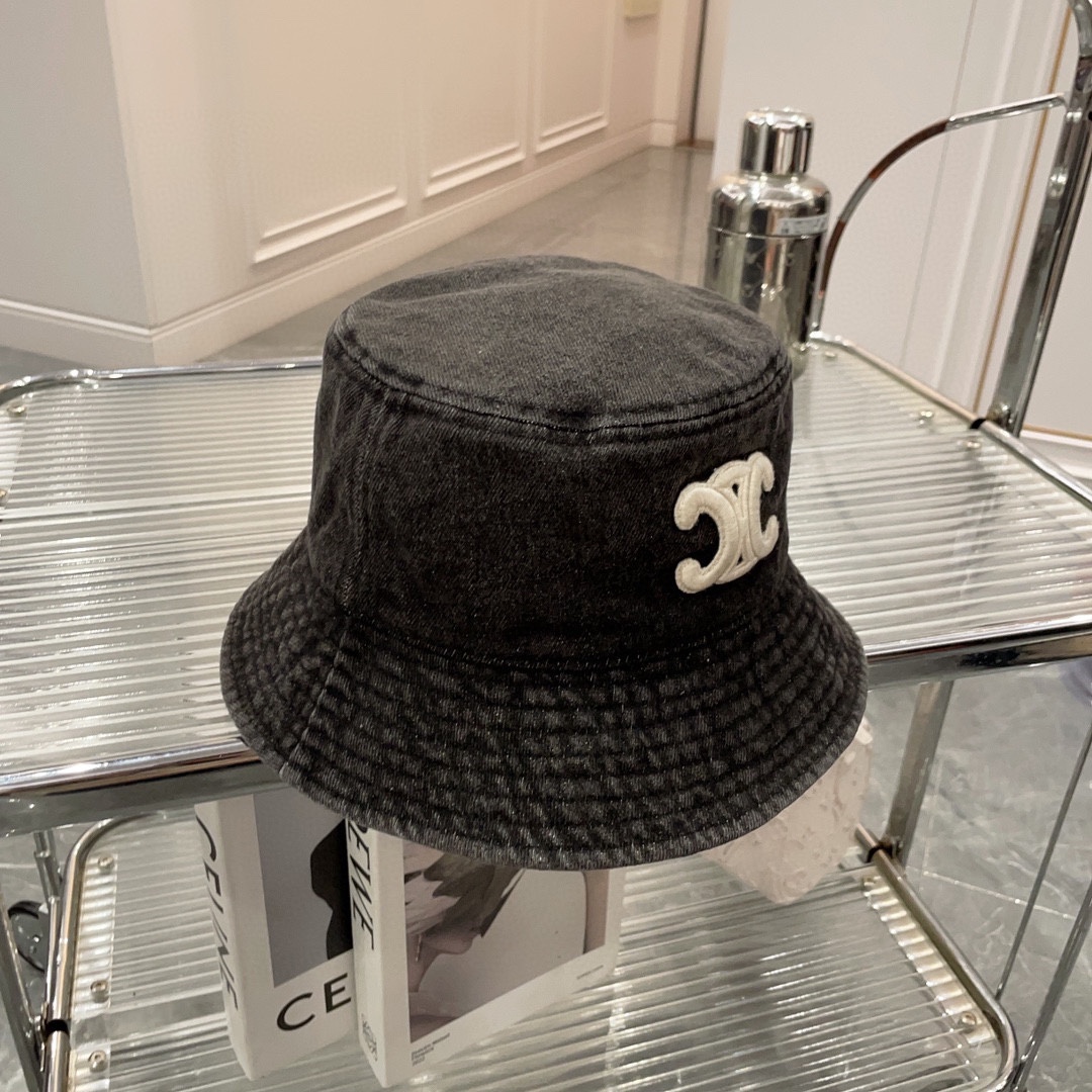 C-E Arc de Triomphe embroidered fisherman's hat