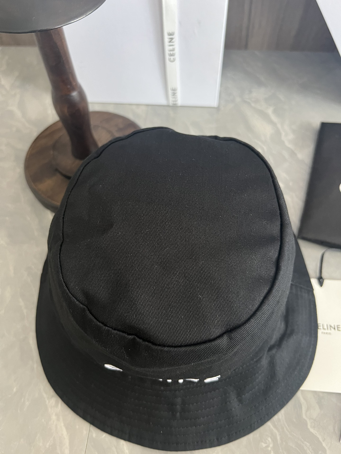 C-E Embroidered fisherman's hat is very light to wear, and the hat shape is also very beautiful without pressing the head.