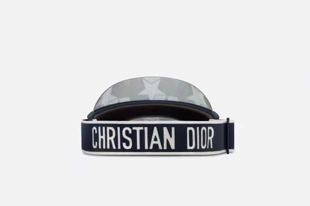 D-R Star Sun Hat adopts innovative design and playful sports modeling.