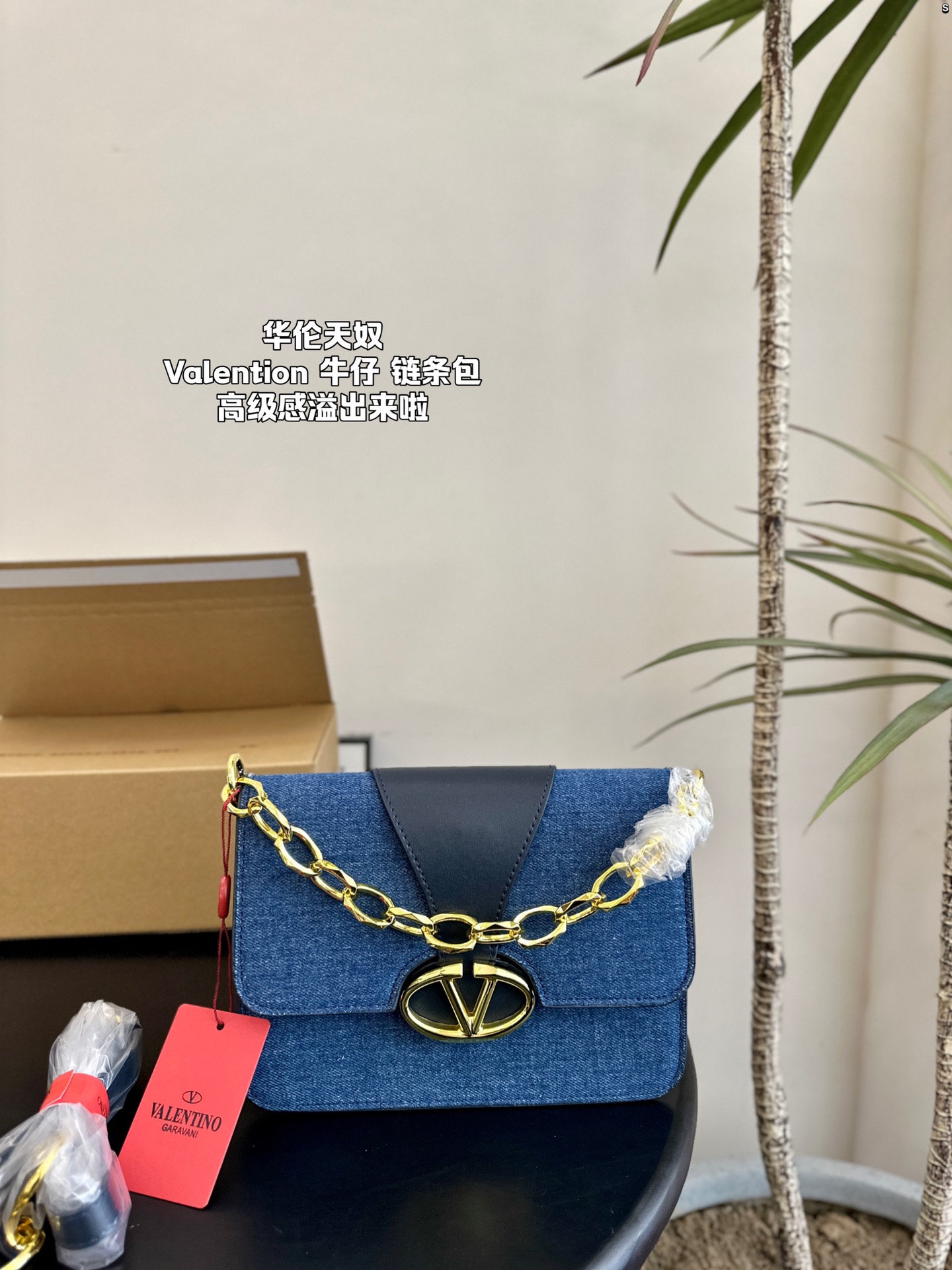V-NO Jeans chain bag The sense of advanced is overflowing. This face value is very versatile.