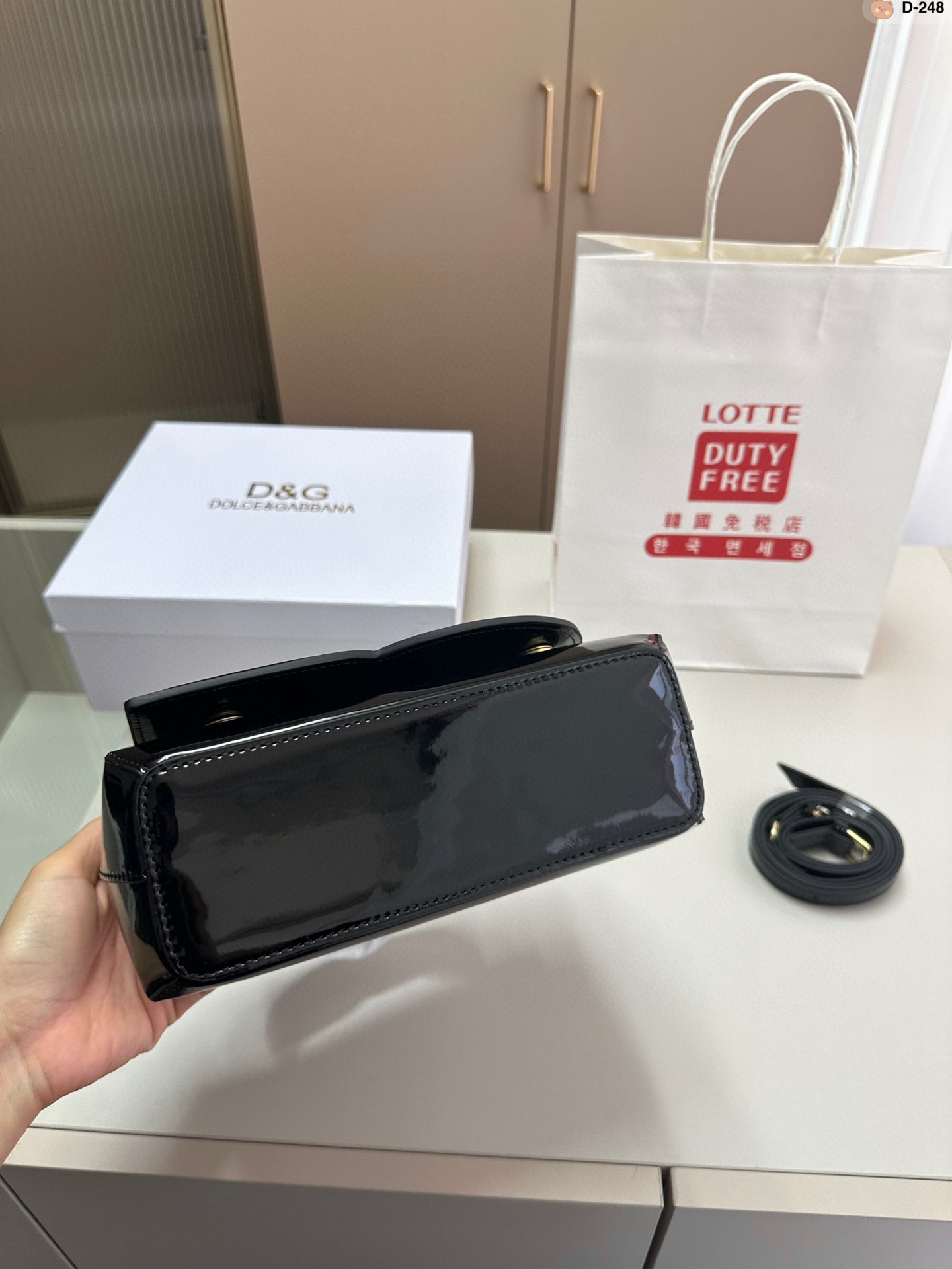 D-G Handle shoulder bag Super classic and fashionable