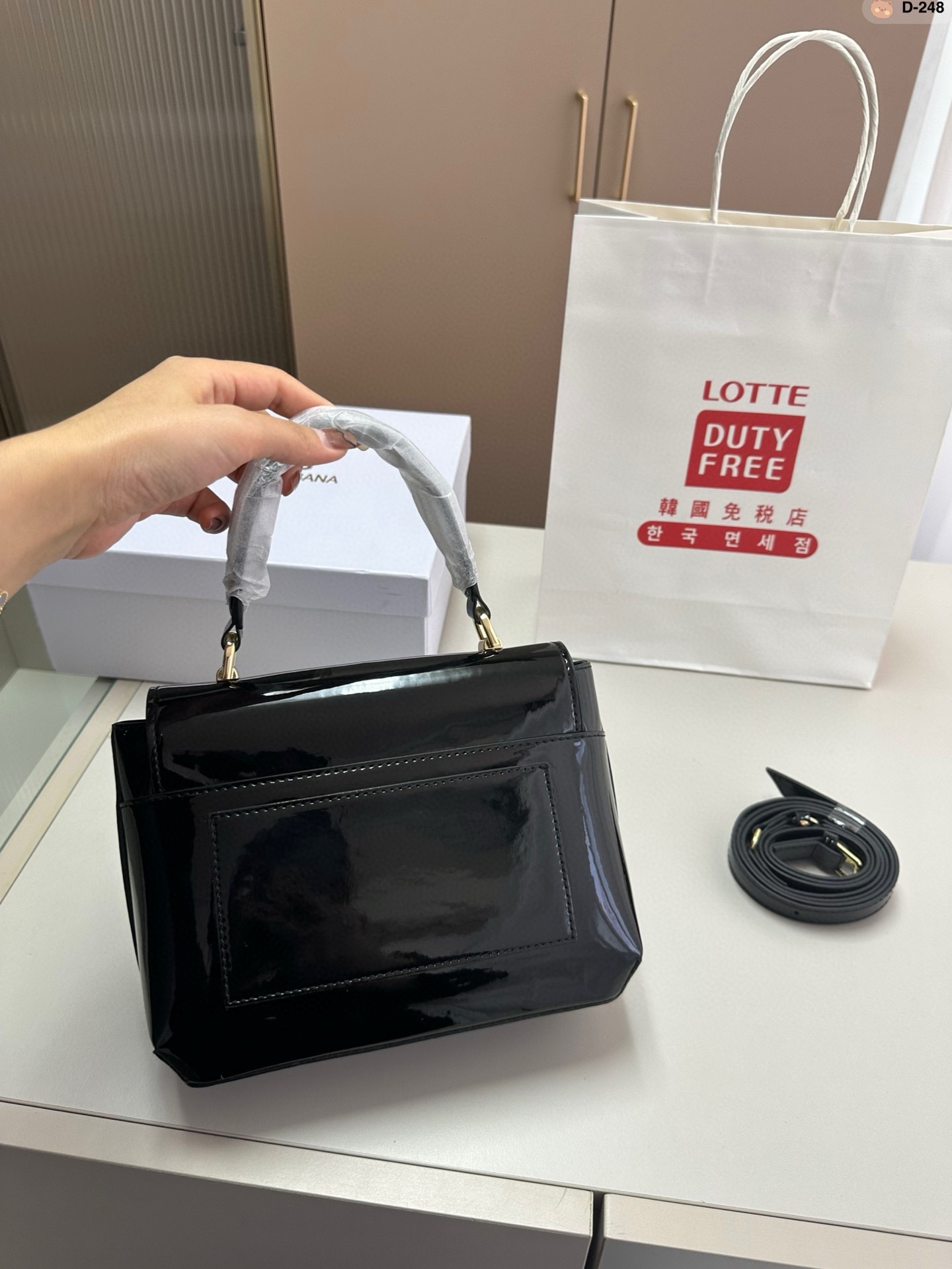 D-G Handle shoulder bag Super classic and fashionable