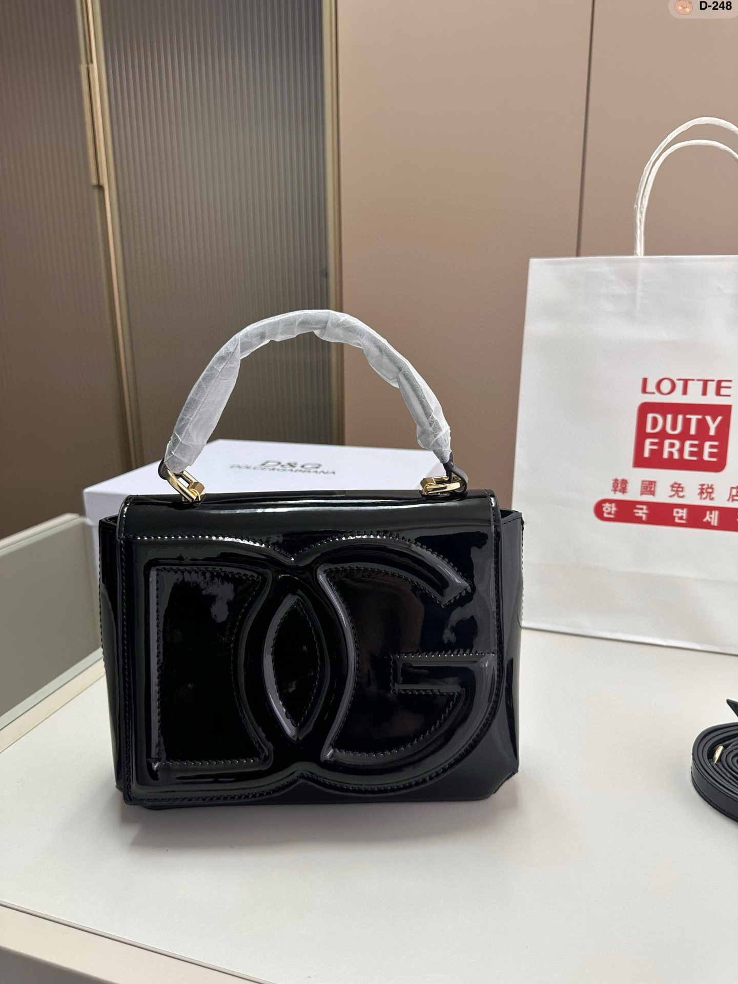 D-G Handle shoulder bag Super classic and fashionable