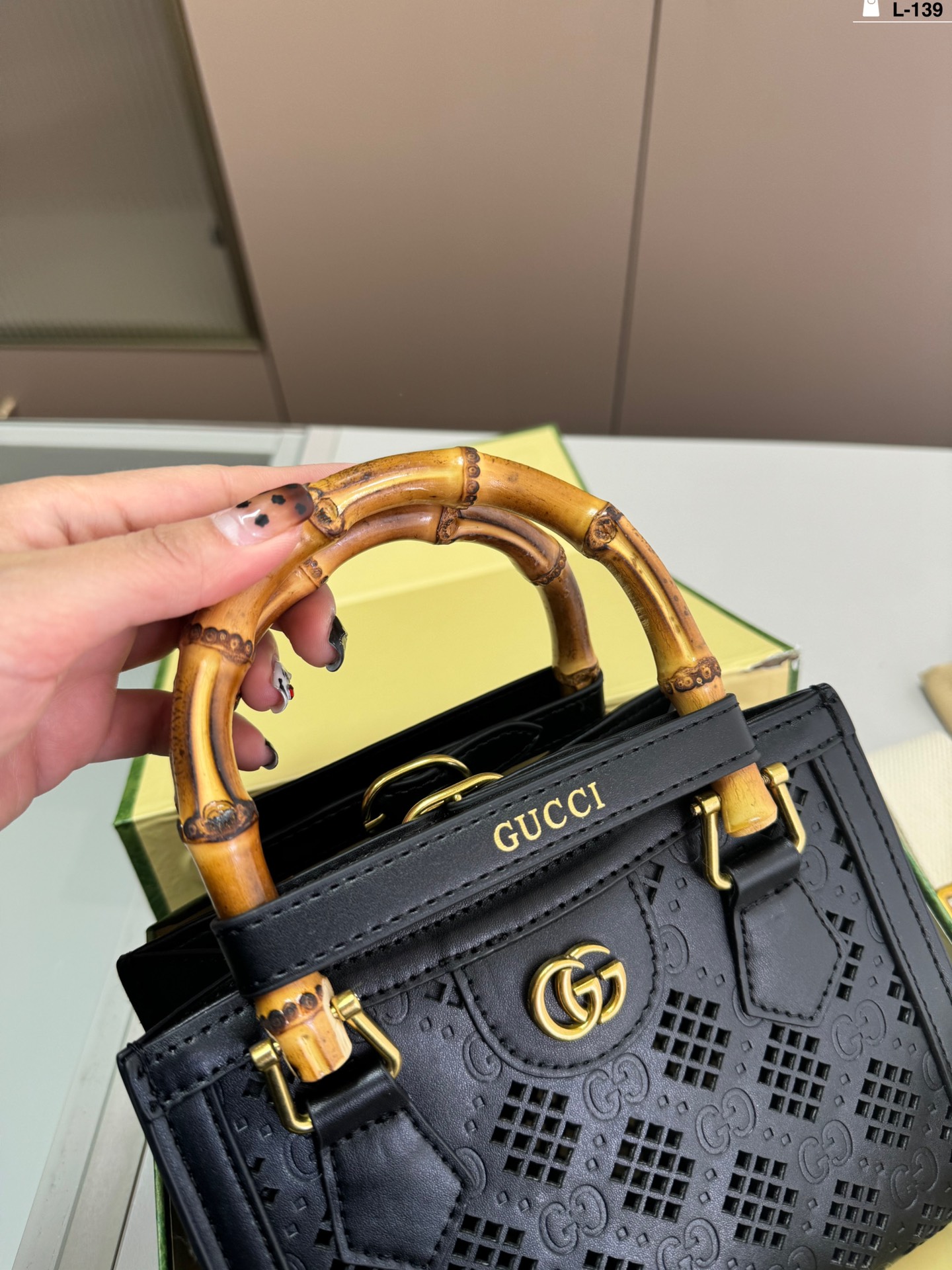 G-G Hollow series bamboo portable Diana shopping bag latest series