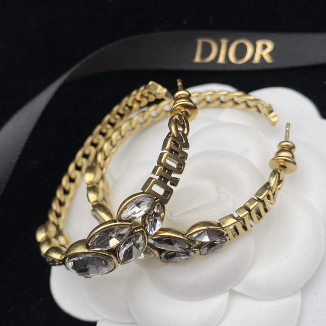 D-R New letter studded fashion temperament set necklace bracelet Earrings Earrings