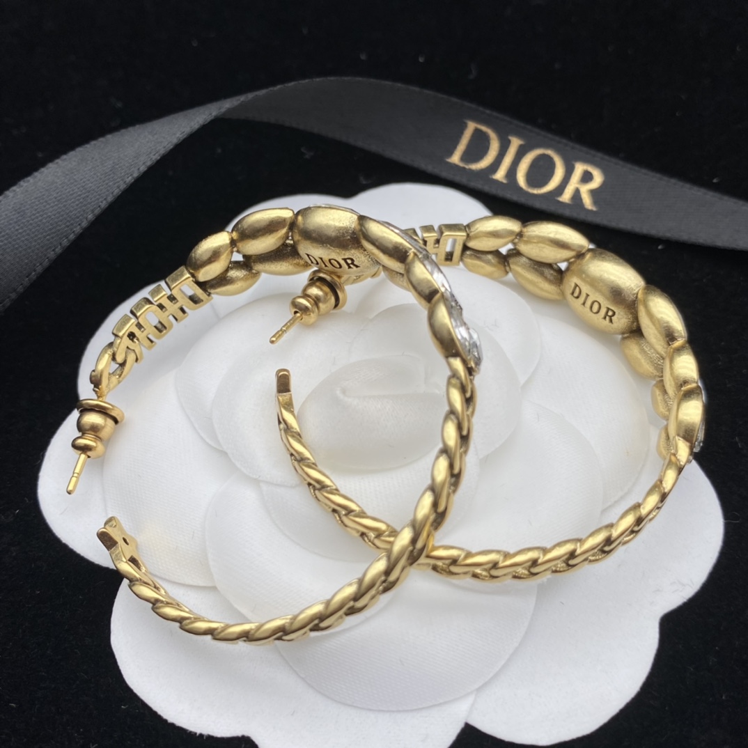 D-R New letter studded fashion temperament set necklace bracelet Earrings Earrings