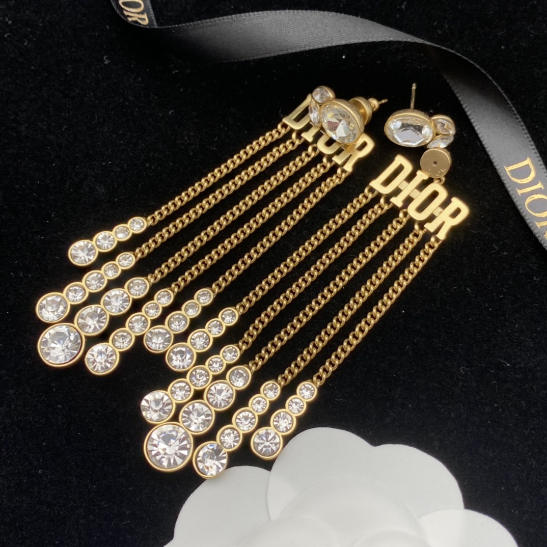 D-R New letter studded fashion temperament set necklace bracelet Earrings Earrings