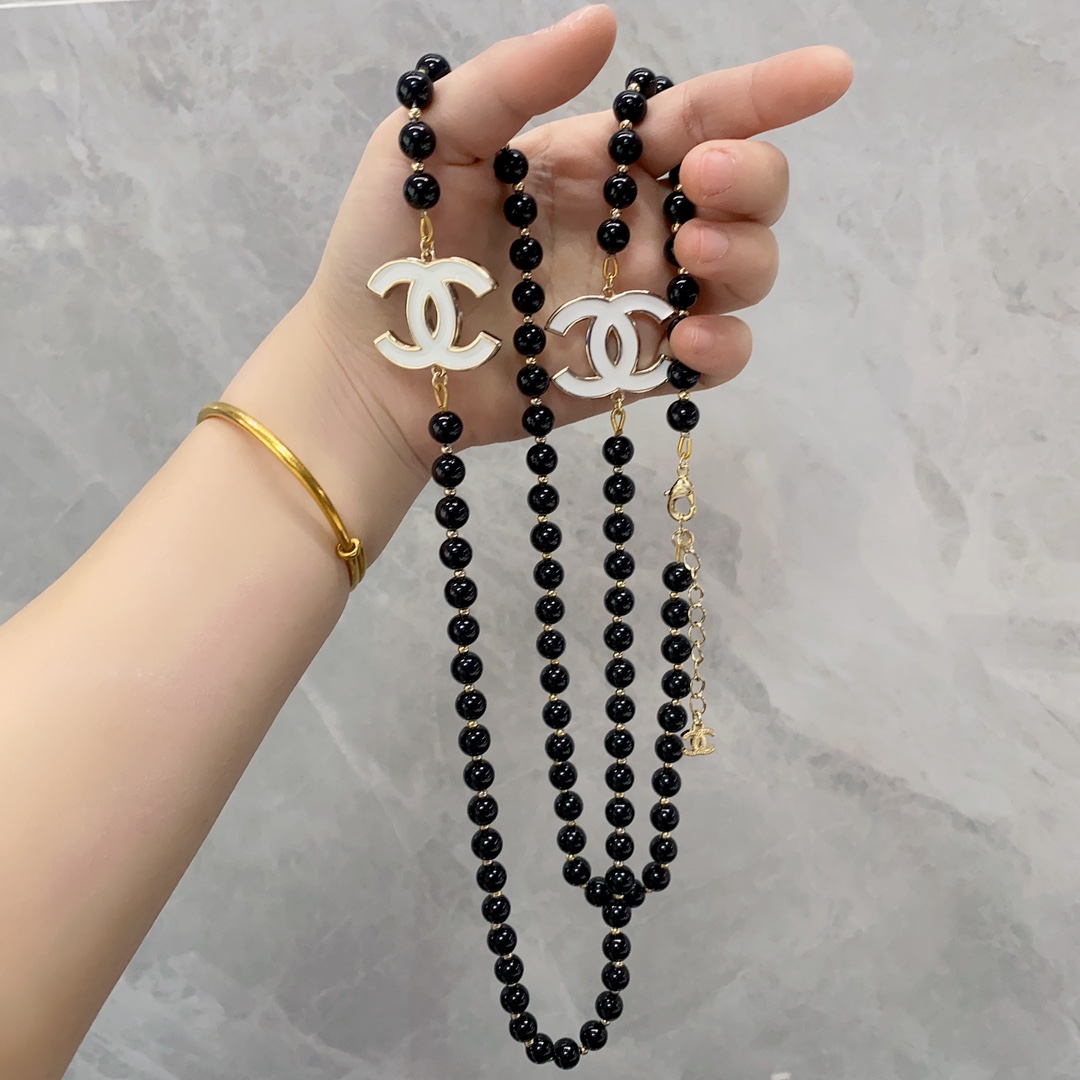 C-L New sweater chain