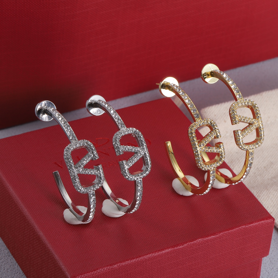 V-NO New earrings