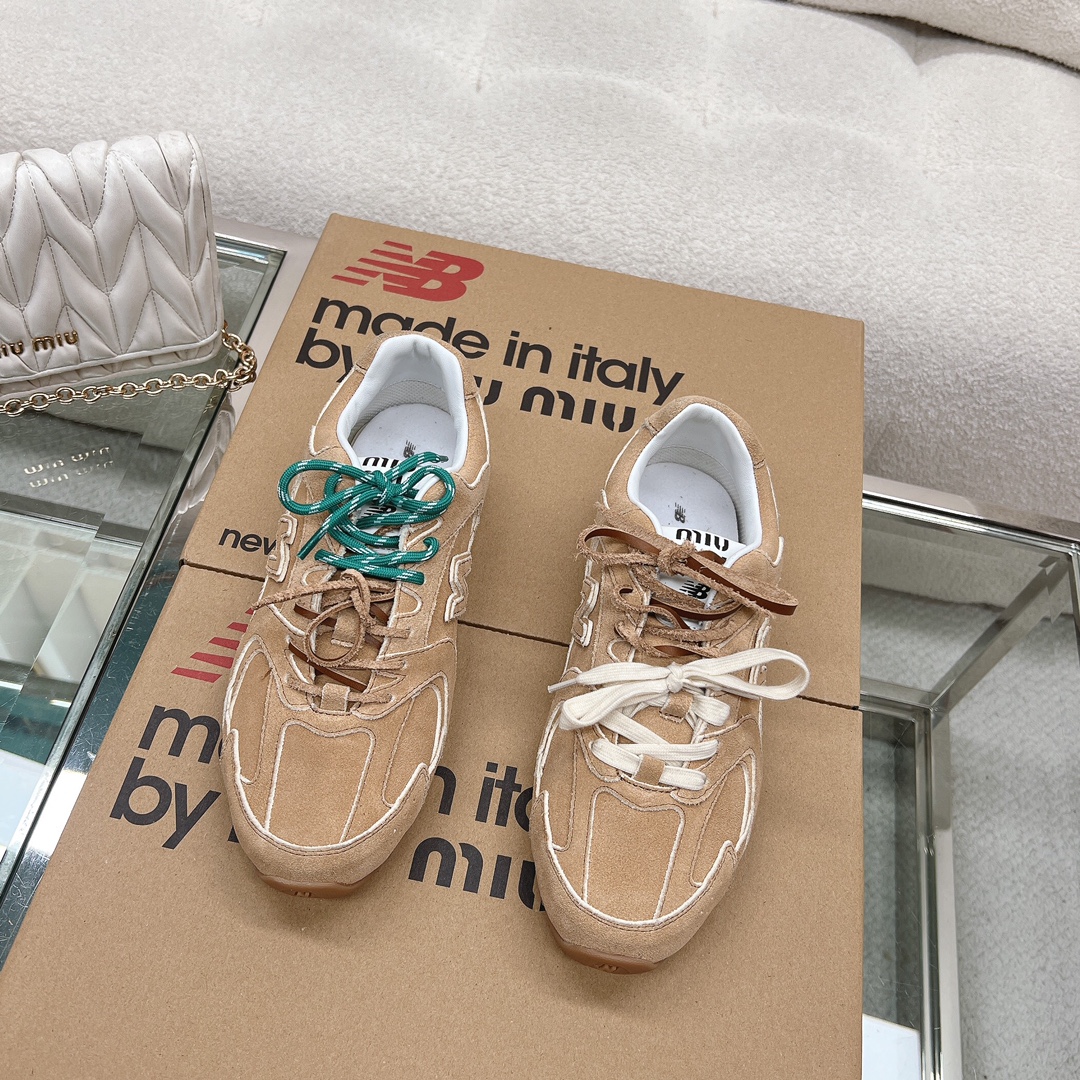 N-B New sports shoes