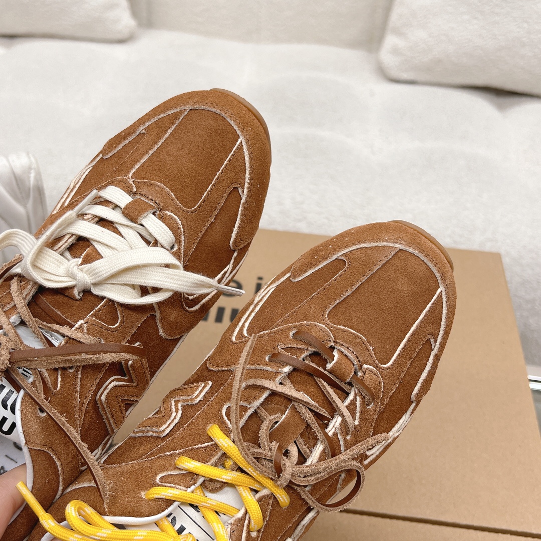 N-B New sports shoes