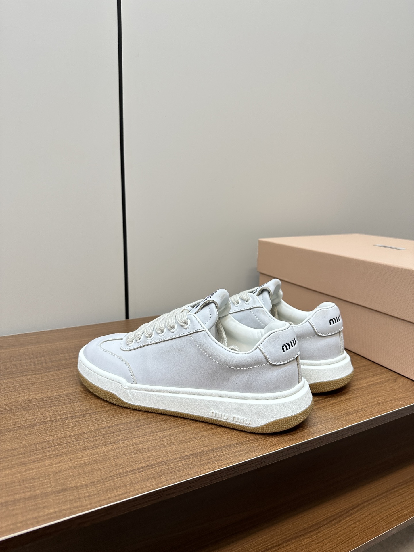 MIU New casual shoes with thick soles and small white shoes