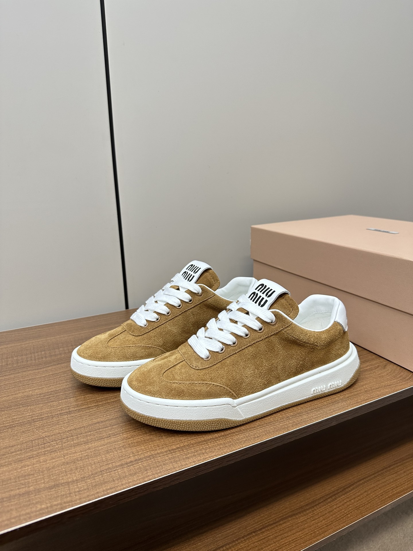 MIU New casual shoes with thick soles and small white shoes