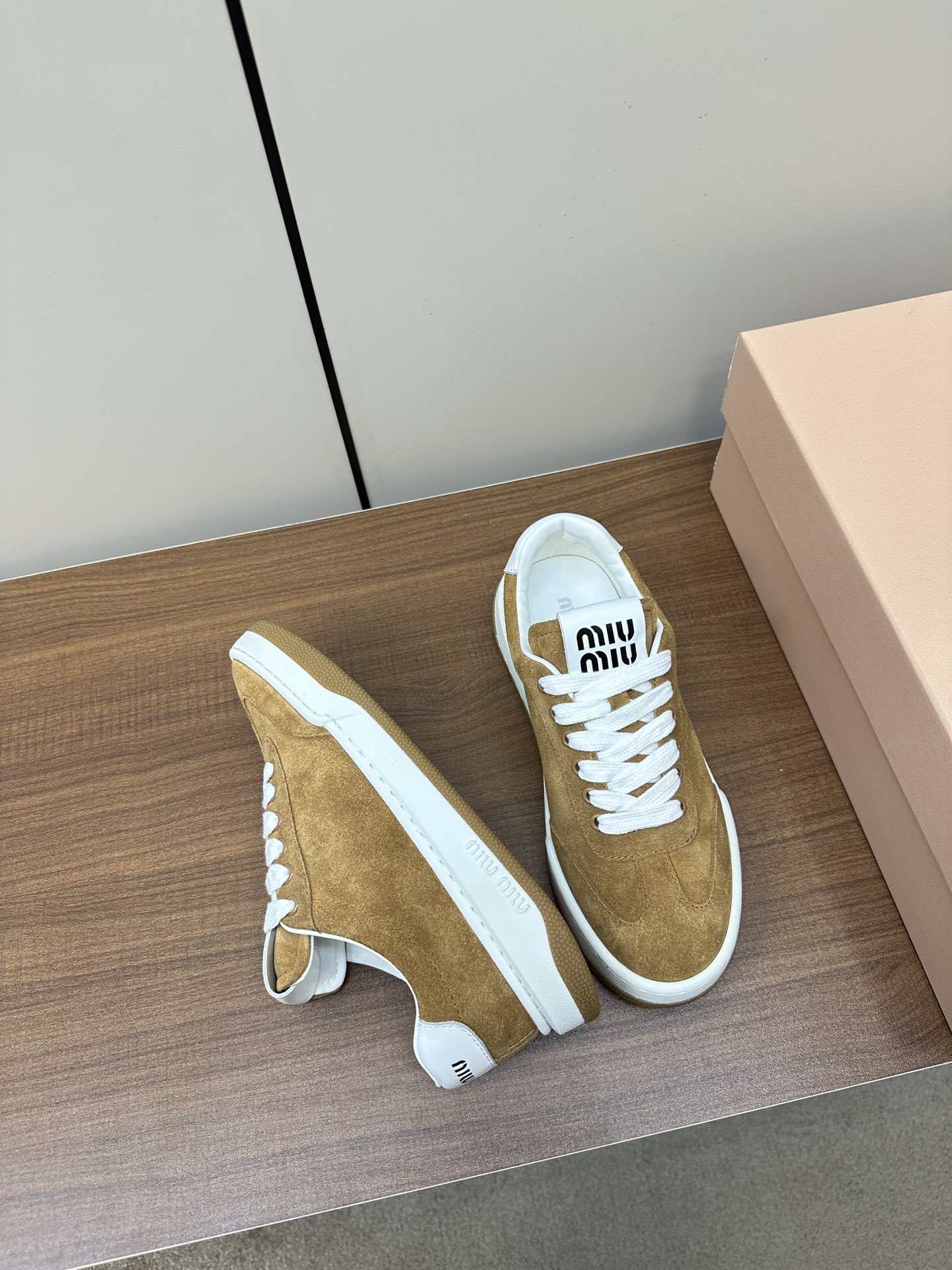 MIU New casual shoes with thick soles and small white shoes