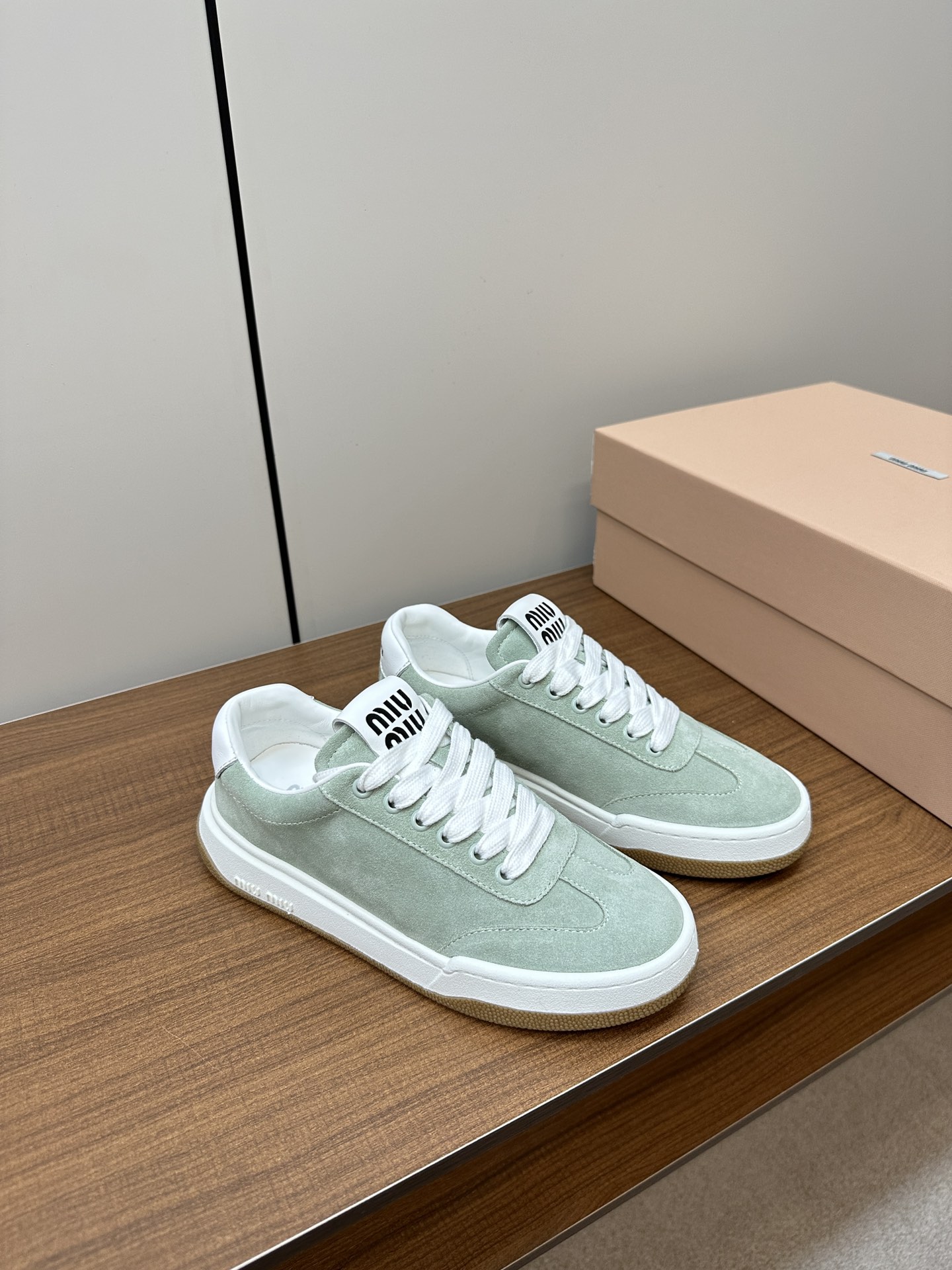 MIU New casual shoes with thick soles and small white shoes