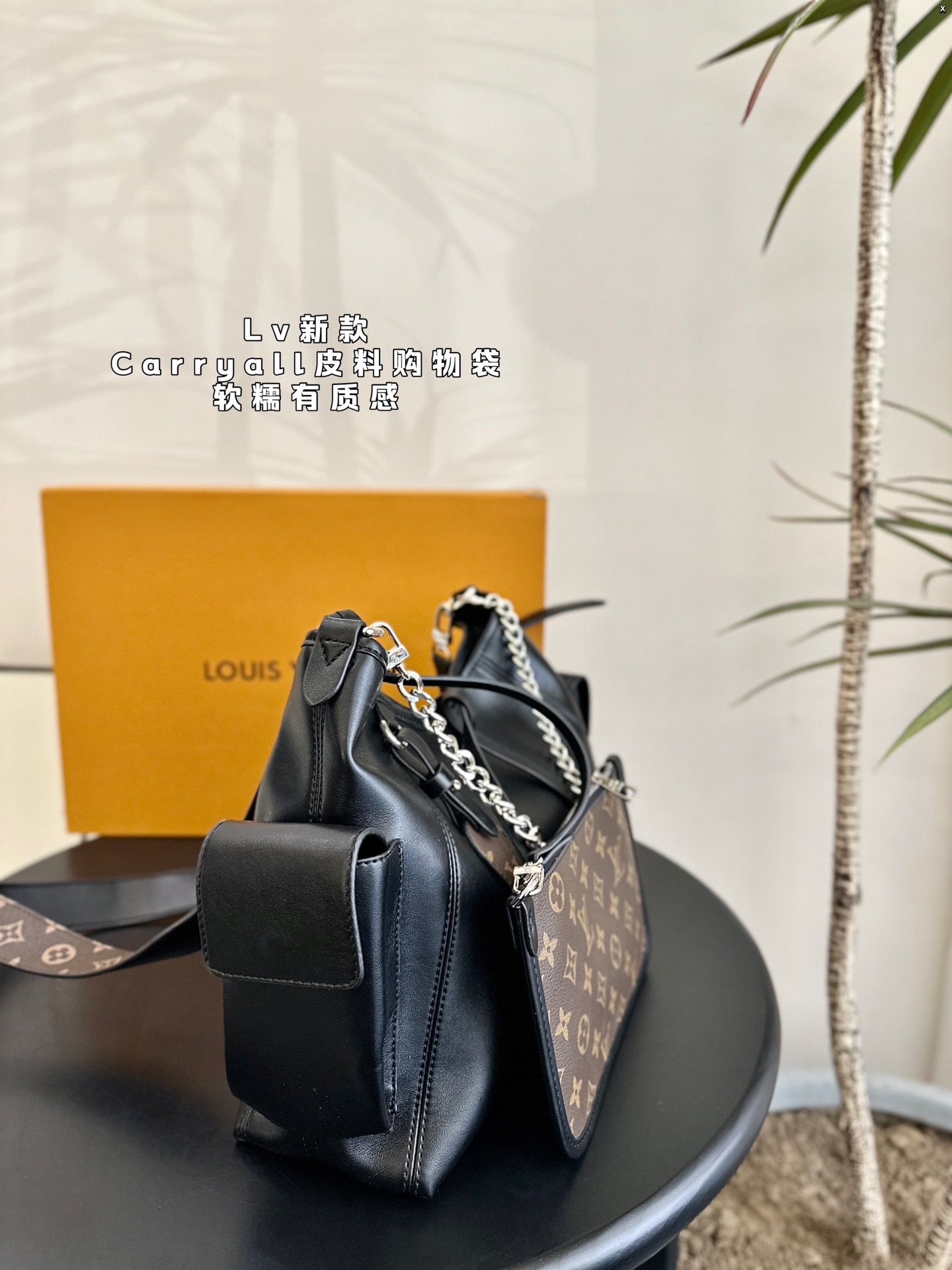 L-V New carryall chain shopping bag