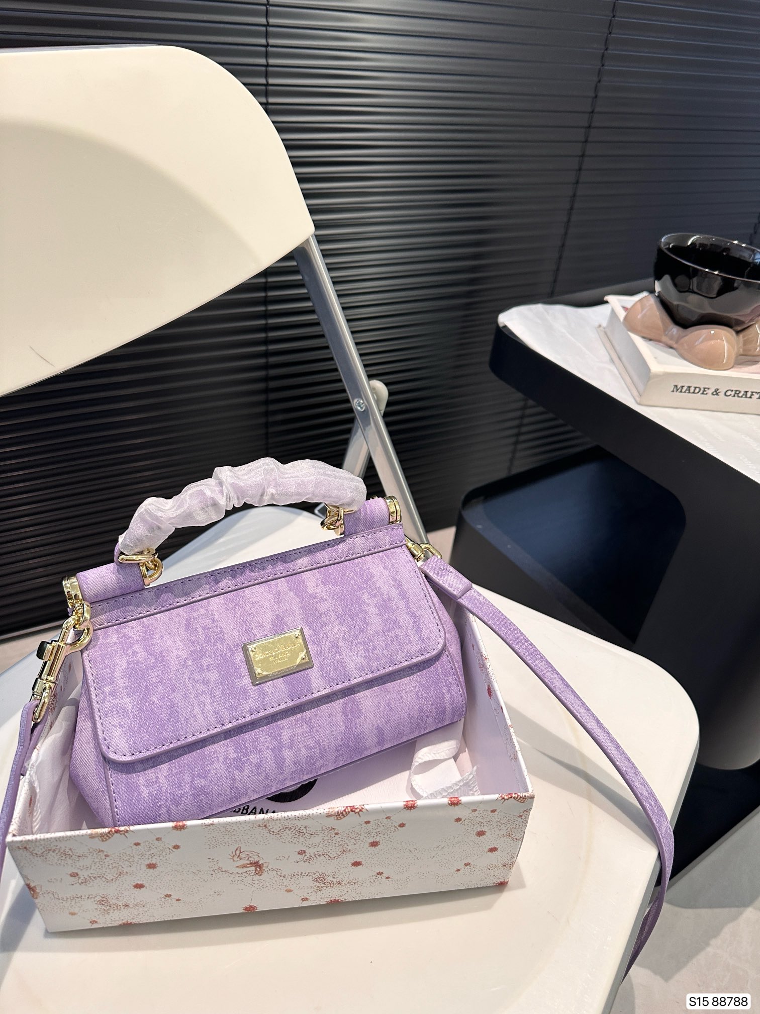 D-G New portable shoulder slung official website latest bag.