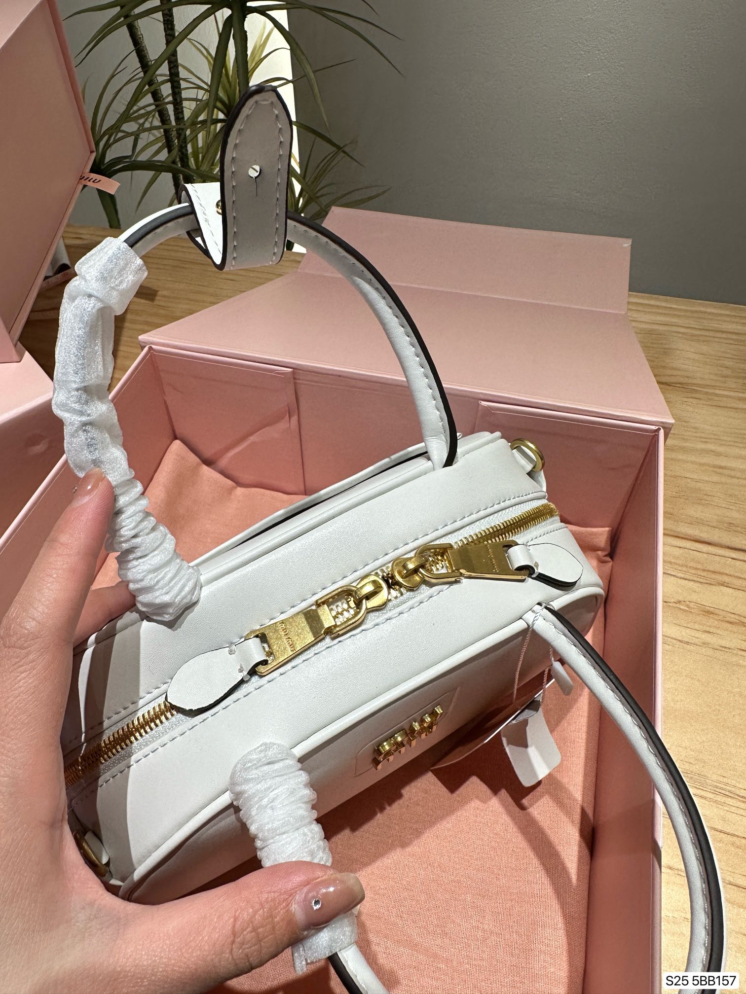MIU Shell half moon bag