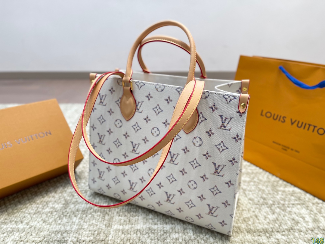 L-V Cong Lin la ma Bao onthego Yan value is really super high. The sense of fashion is directly full.