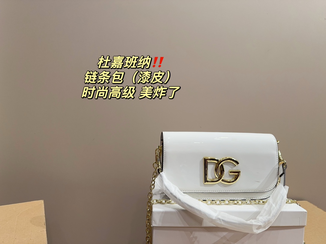 D-G chain bag Comfort and exquisiteness coexist