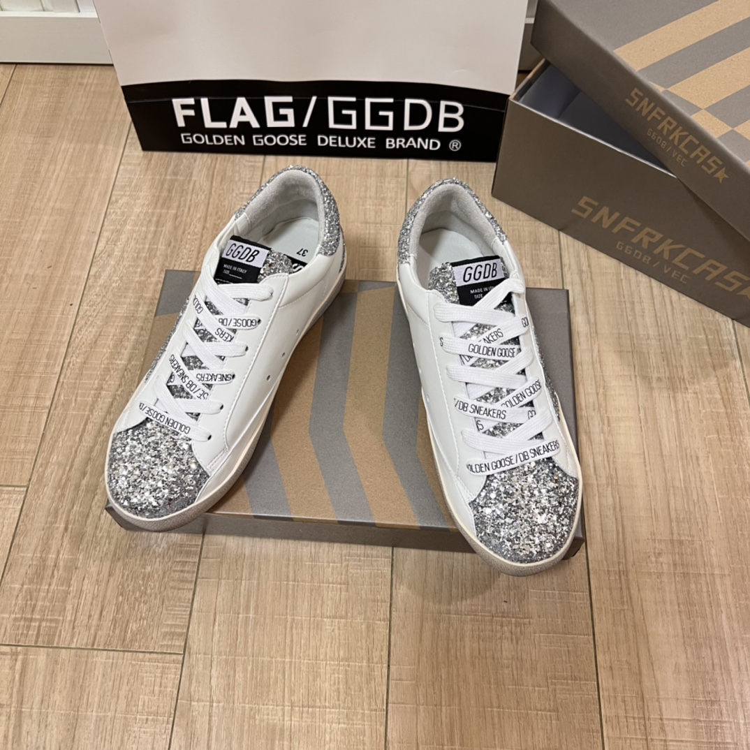 GGDB Upgraded version of small dirty shoes with new.